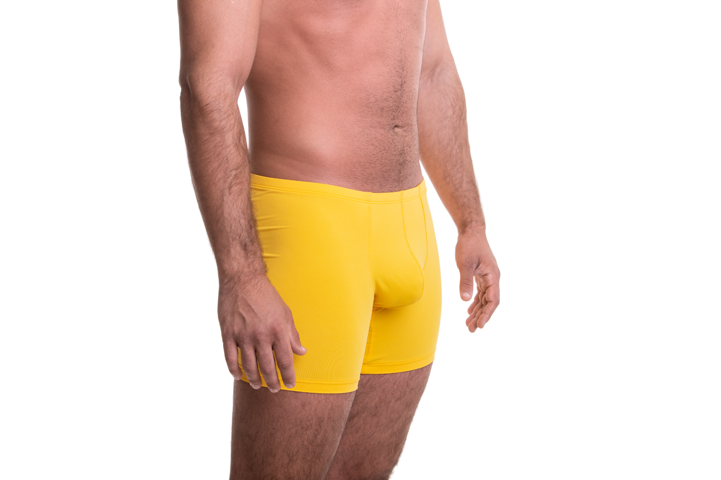 Hosszú sárga boxer