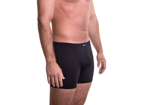 Hosszú fekete boxer