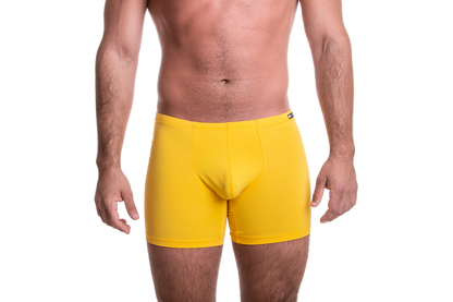 Hosszú sárga boxer